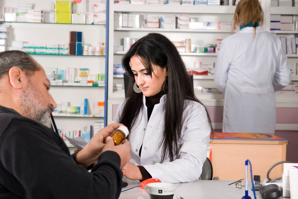 Biotin Safety & Side Effects What are the potential side effects of biotin?